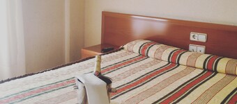 Hotel Pozo DE LA Nieve