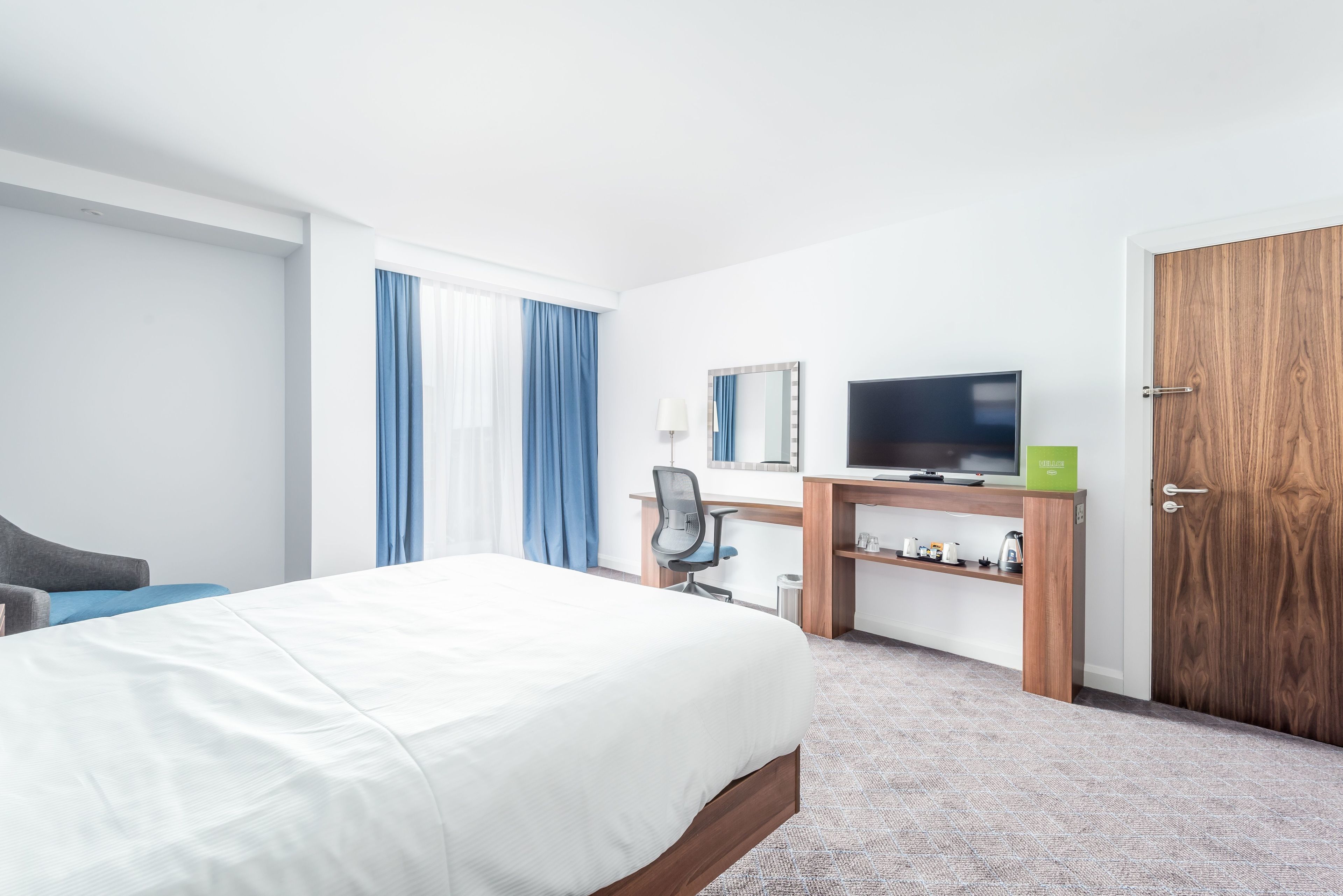 in-room safe, desk, laptop workspace, iron/ironing board