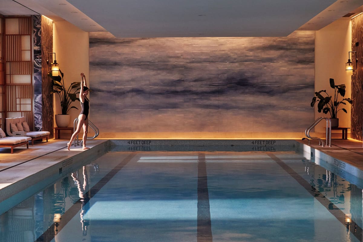 Hudson Corner King | Basseng | Innendørsbasseng