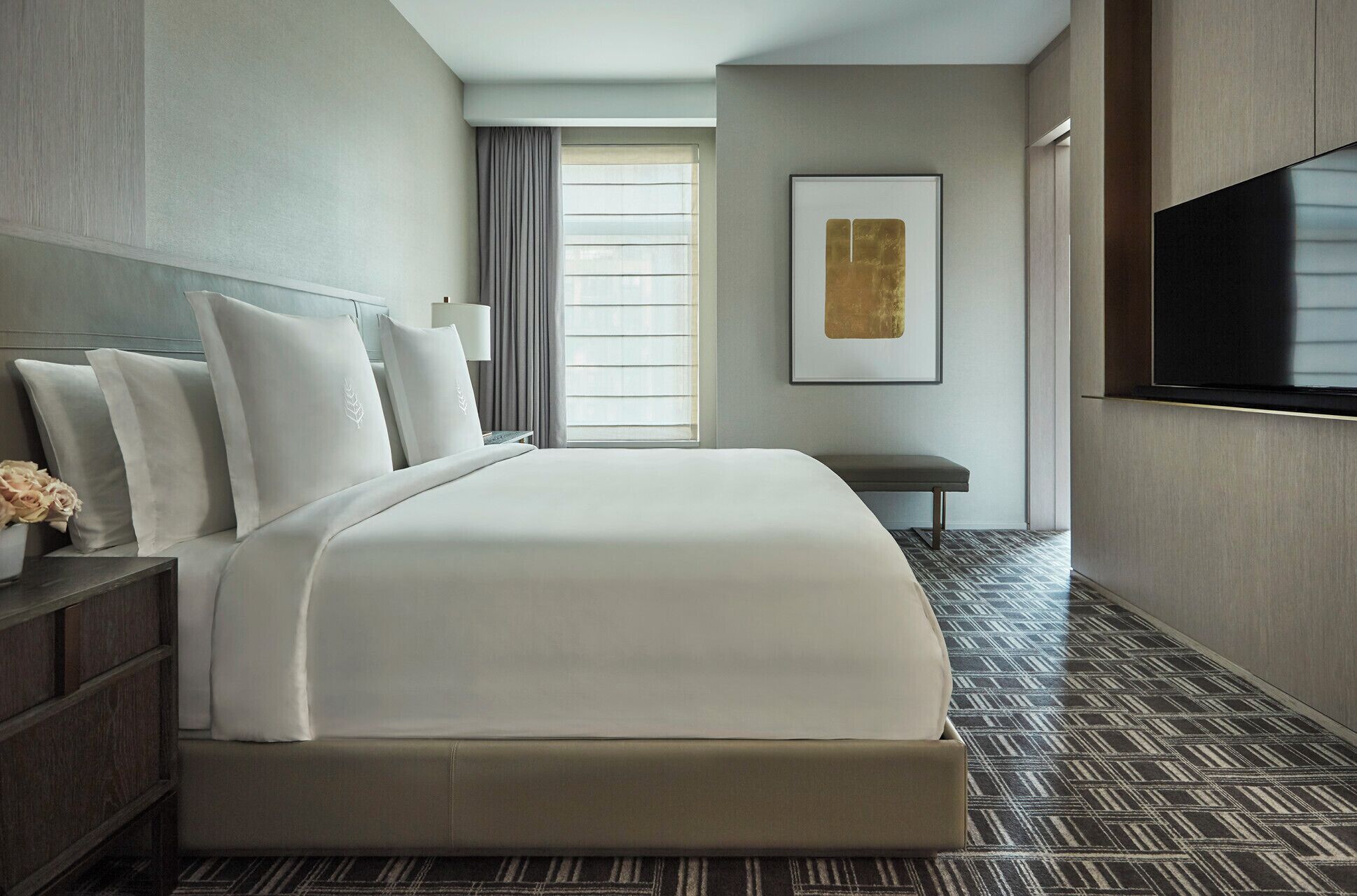 Ropa de cama de alta calidad, minibar, caja fuerte y escritorio