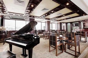 Lobby - Dilijan Resort & Spa (DILIJAN)