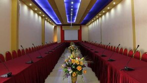 Meeting facility - World of Gold (TSAGHKADZOR)