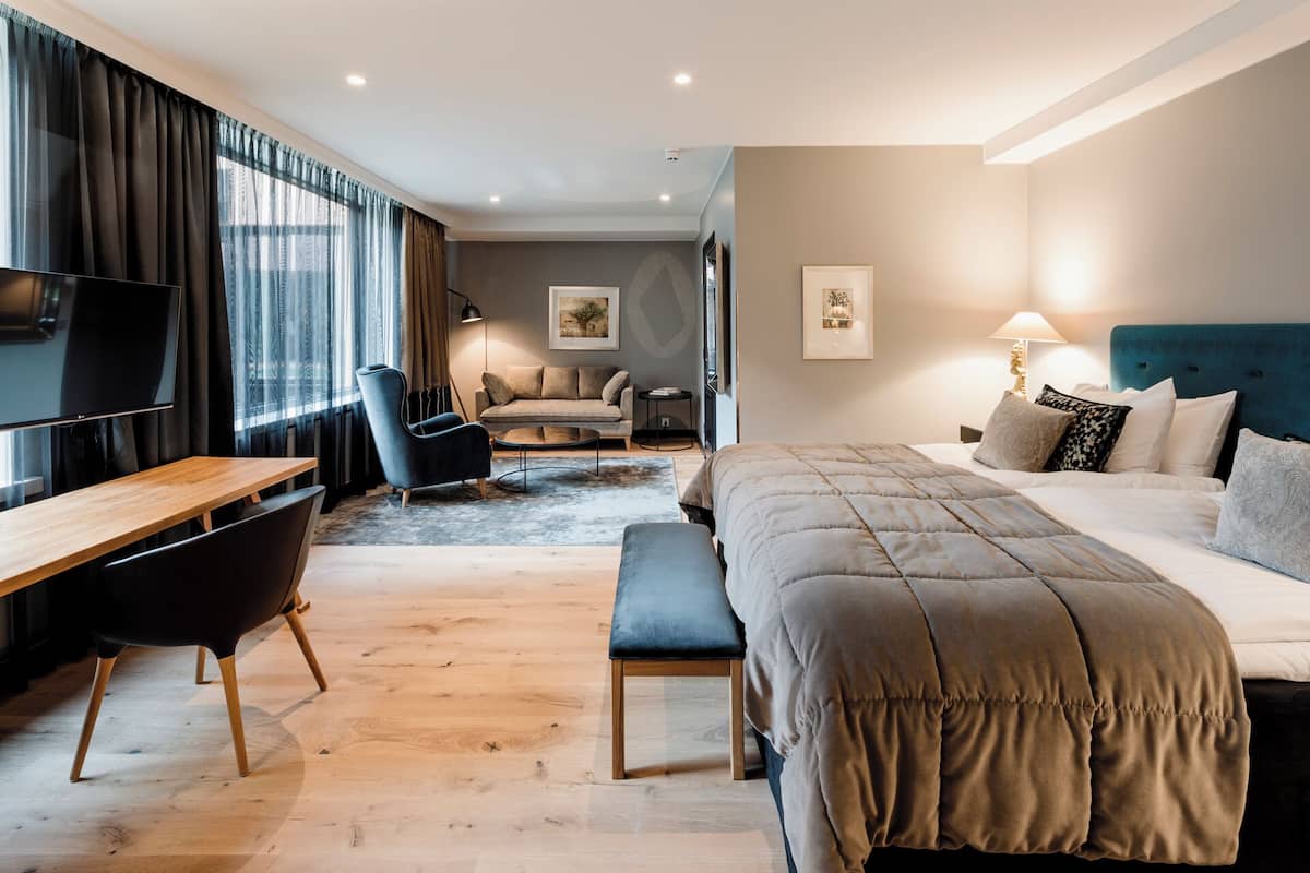 Deluxe-Zimmer | Hochwertige Bettwaren, Daunenbettdecken, Pillowtop-Betten, Minibar