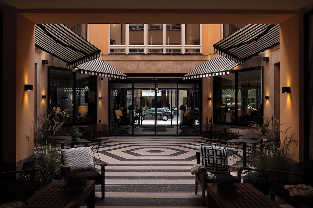 Hotel F6