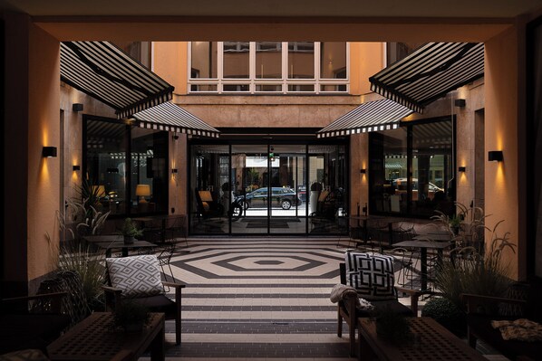Courtyard - Hotel F6 (Helsinki)