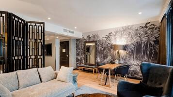 Luxe beddengoed, donsdekens, pillowtop-bedden, een minibar