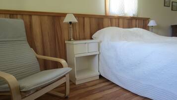 Comfort Double Room, 1 Queen Bed, River View, Mountainside | Egyptian cotton sheets, premium bedding, down duvets, free WiFi