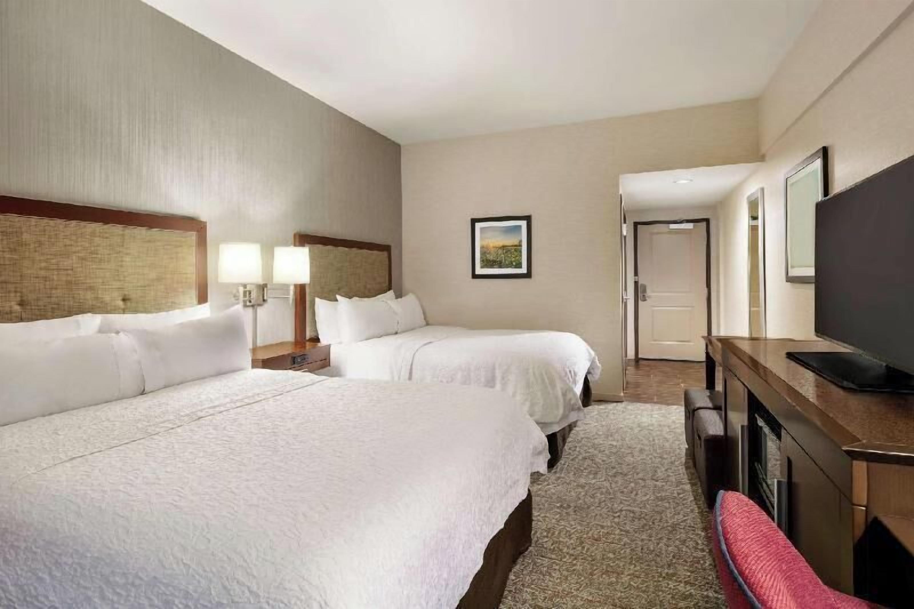 Värdeförvaringsskåp på rummet, strykjärn/strykbräda och extrasängar