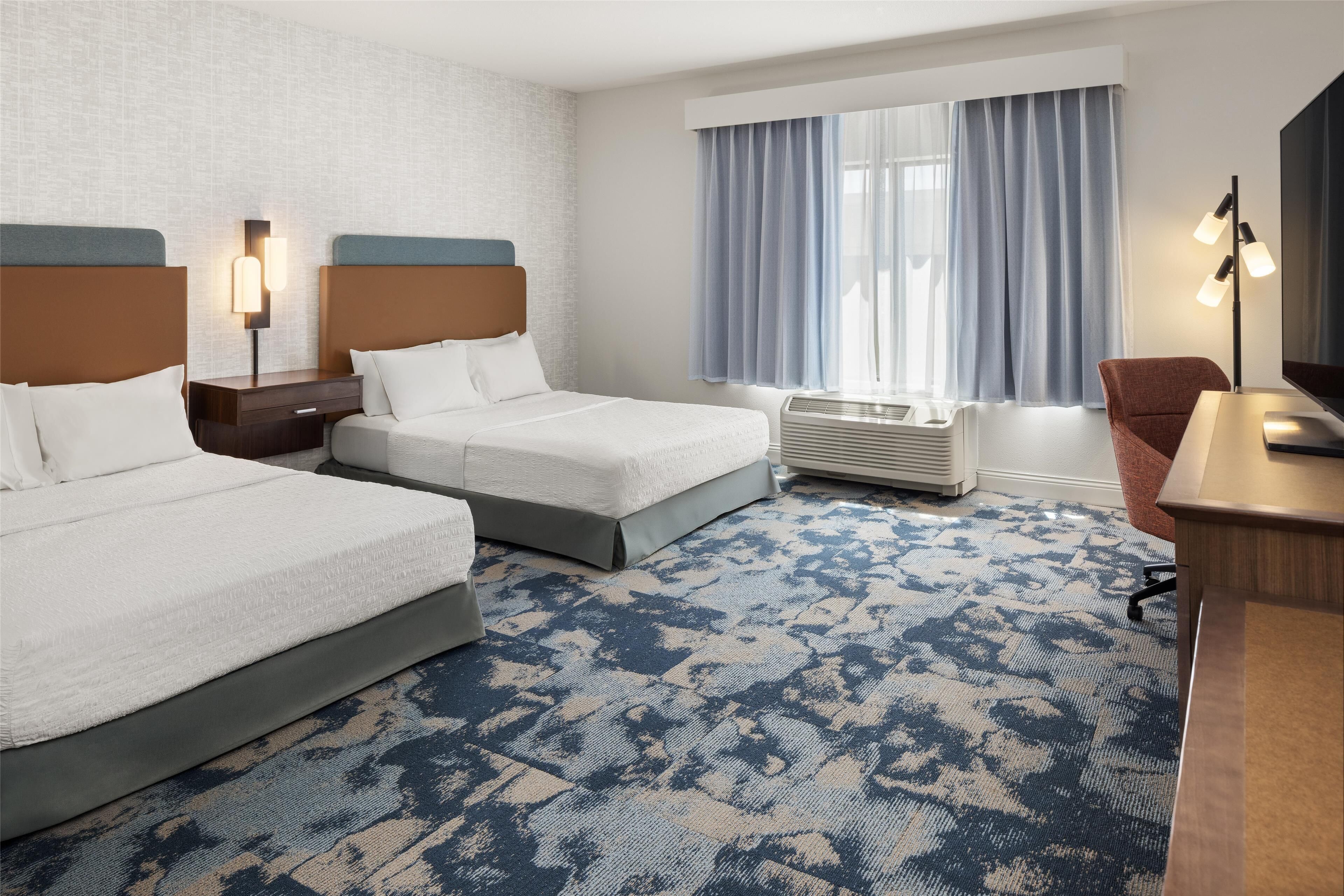 in-room safe, desk, blackout curtains, free wifi