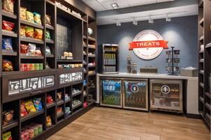 Snack bar