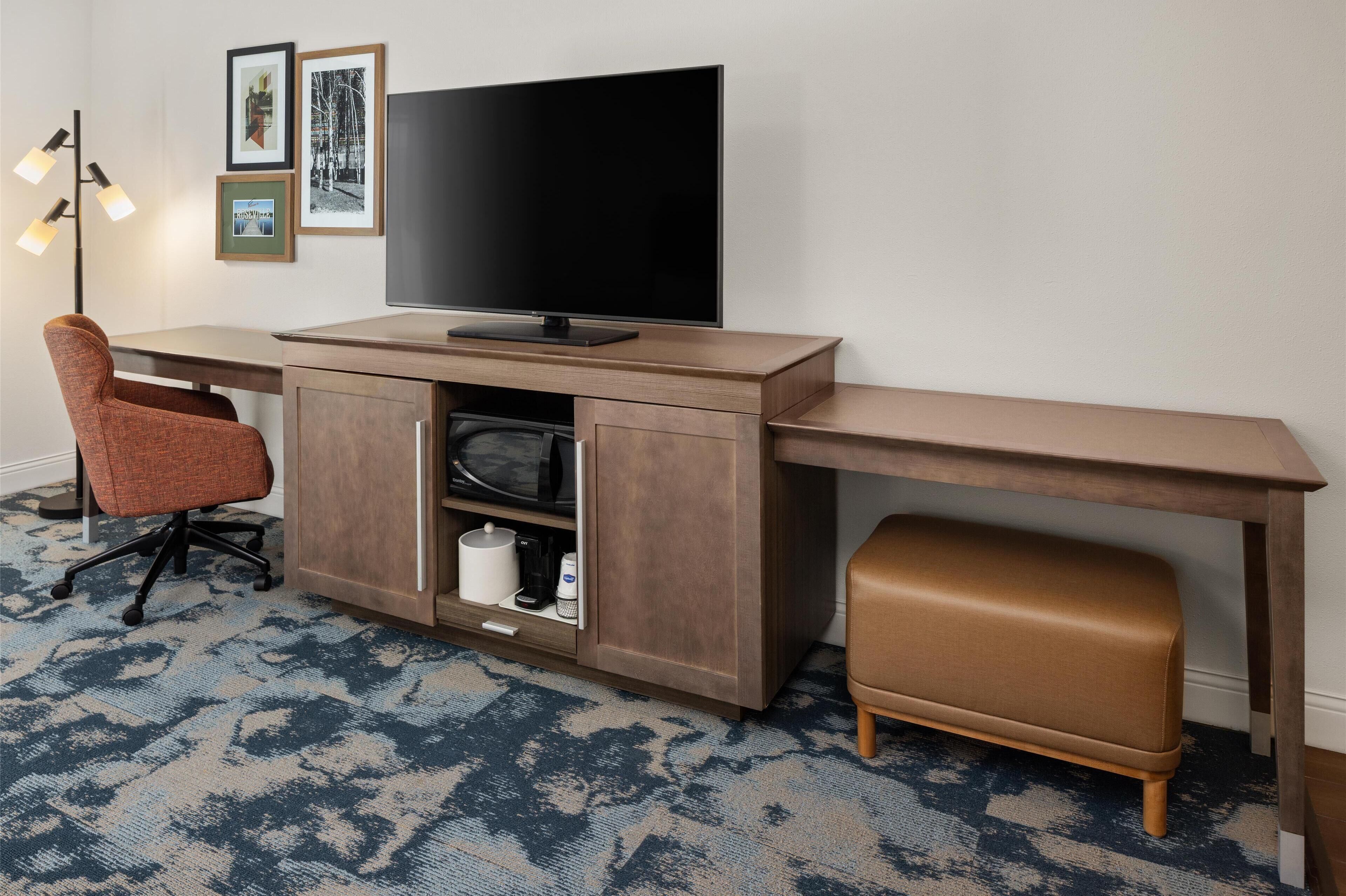 in-room safe, desk, blackout curtains, free wifi