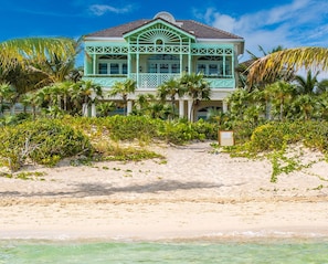 Flat-screen TV - The Shore Club Turks and Caicos (Providenciales)