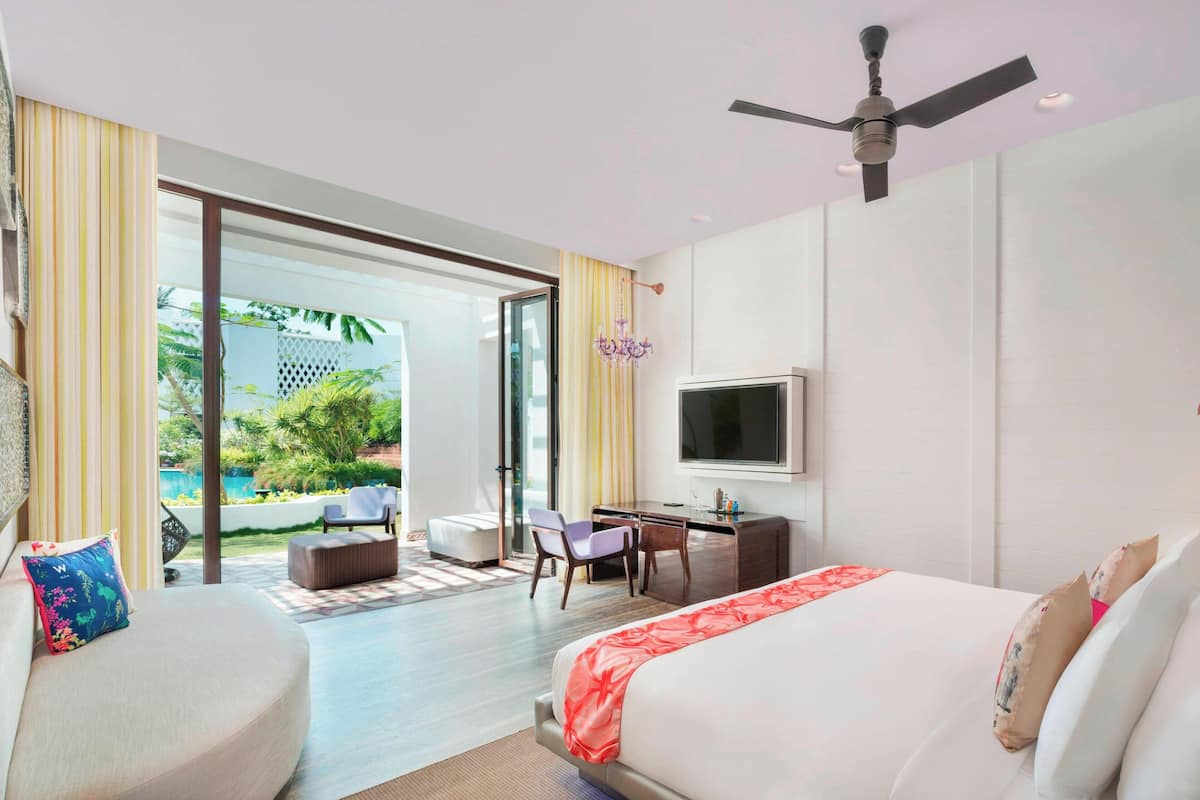 King Bed, Patio, Grand Premier Guest Room | Seprai katun Mesir, seprai premium, selimut bulu angsa, dan busa memori