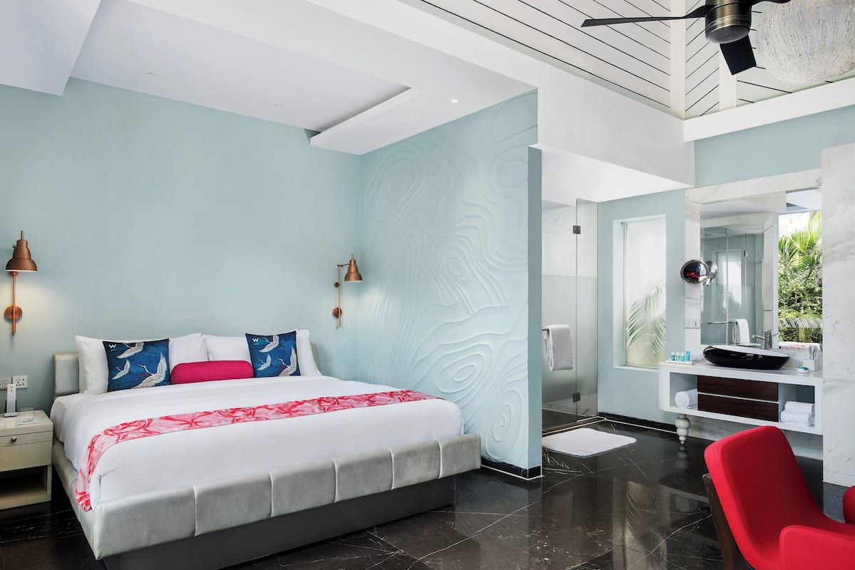 King Bed, Cottage | Seprai katun Mesir, seprai premium, selimut bulu angsa, dan busa memori