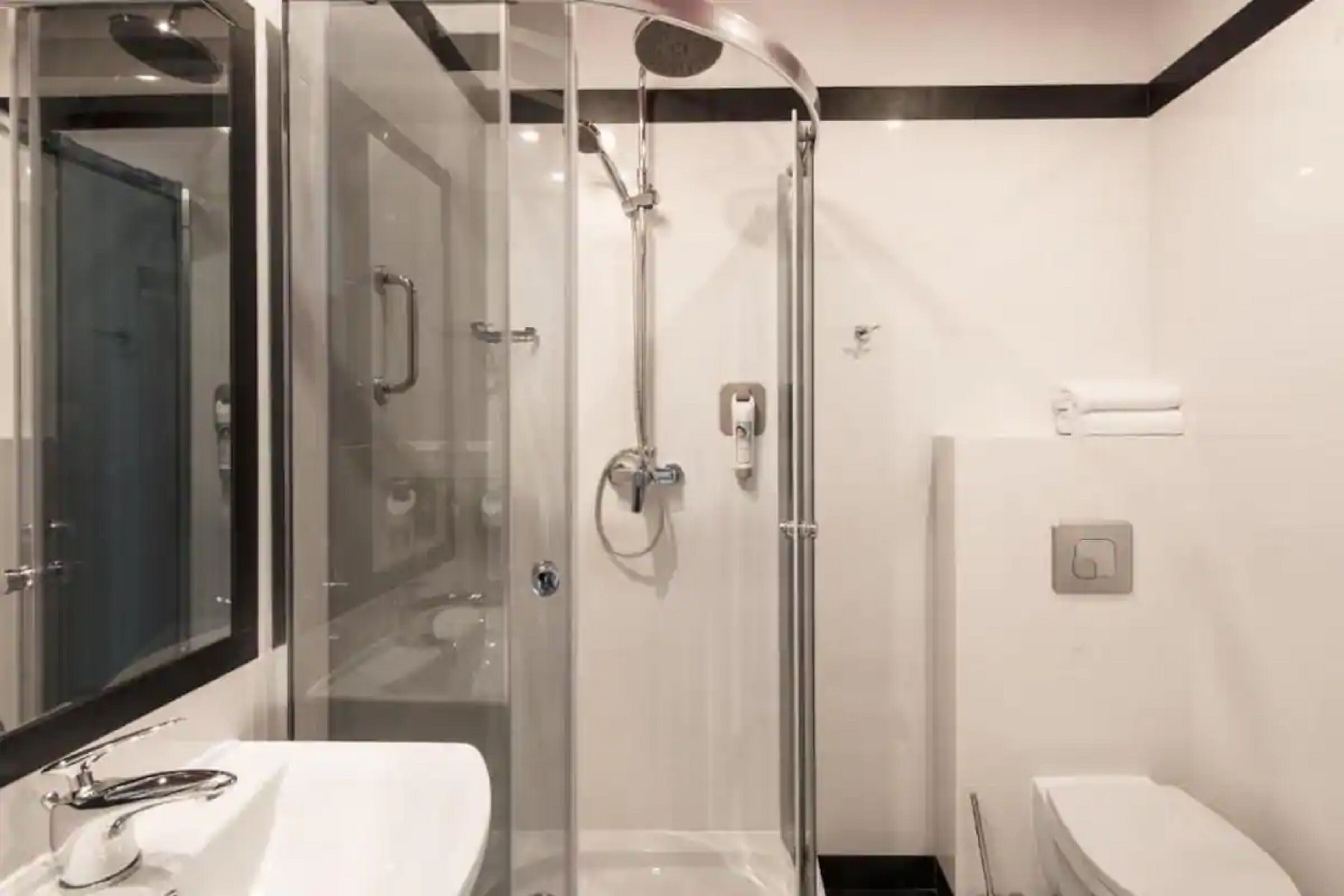 Doccia, articoli per l'igiene personale ecosostenibili, asciugacapelli