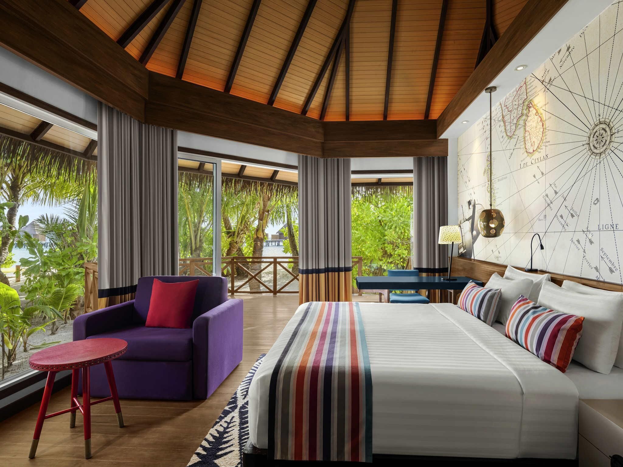 Villa, Beachfront