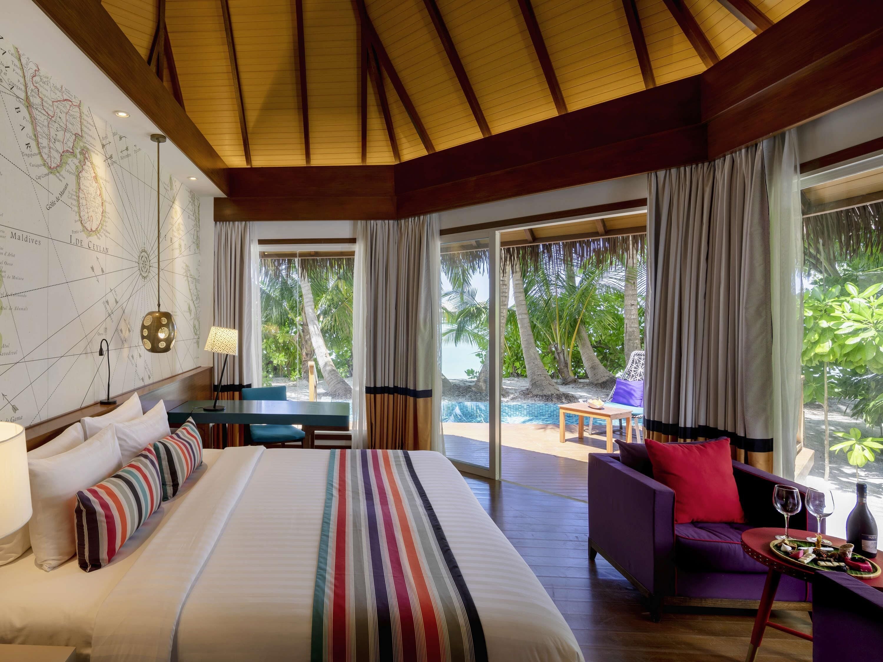 Villa (Beach Pool)