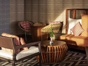 2 restaurants; breakfast, lunch and dinner served  - Mercure Maldives Kooddoo Adult-Only Resort (Kooddoo)