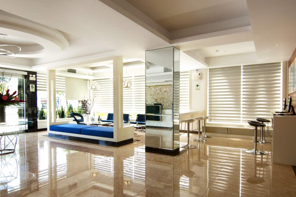 LYZ Business Hotel