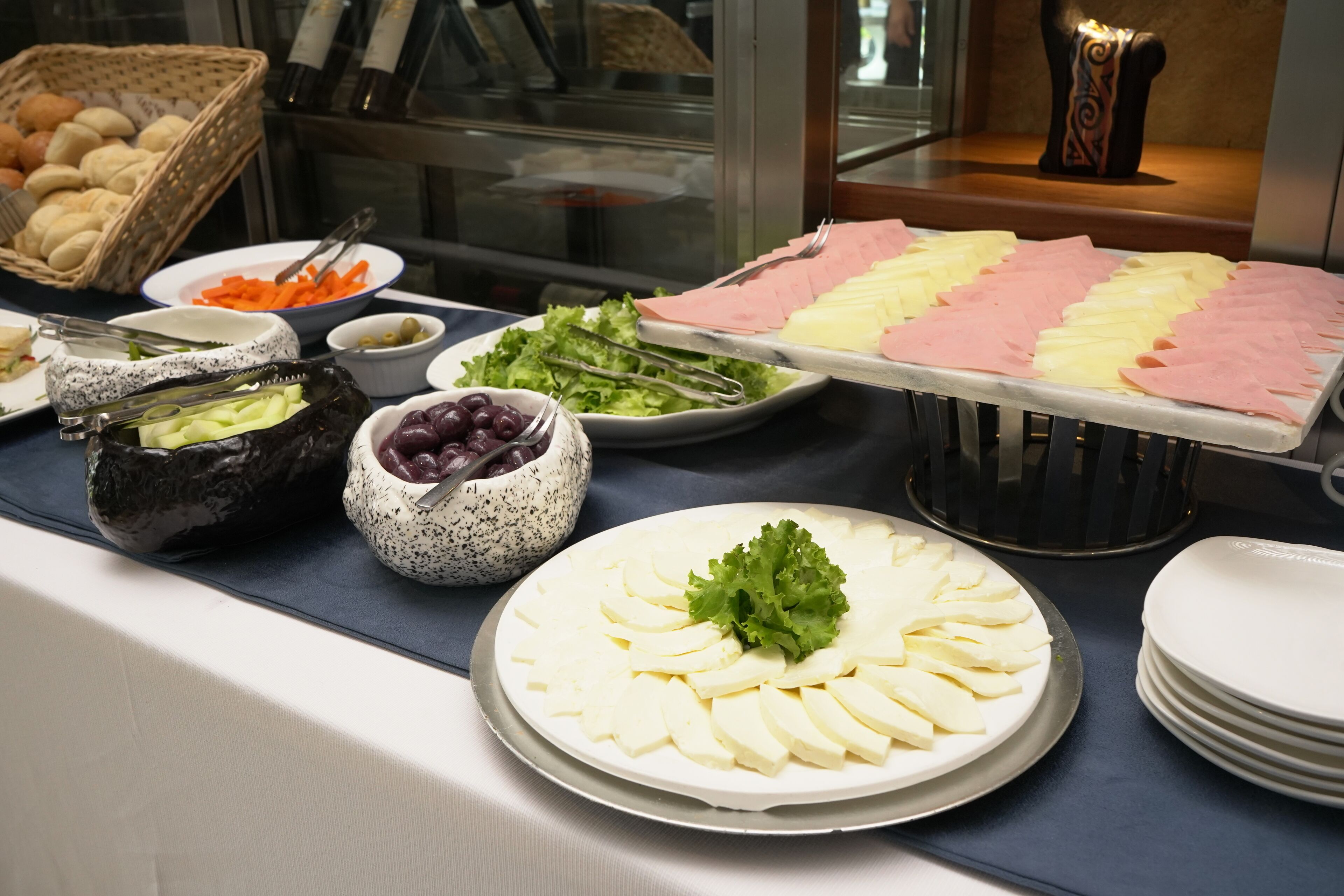 daily buffet breakfast (usd 10 per person)