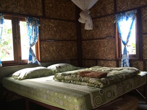 Standard Double with Fan Room | Rollaway beds, free WiFi - Family Huts (Pai)
