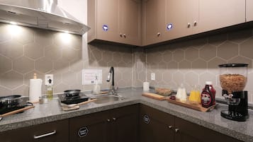 Refrigerador y microondas