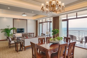 Superior Family Suite | In-room dining - Jie Jie Beach Hotel (Panadura)