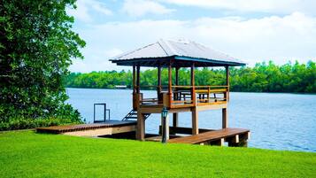 숙박 시설 구내