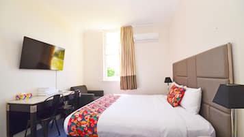 ์ด์งํธ์ฐ ๋ฉด ์ํธ, ๊ณ ๊ธ ์นจ๊ตฌ, ์ค๋ฆฌ/๊ฑฐ์ํธ ์ด๋ถ, ํ๋ก์ฐํ ์นจ๋