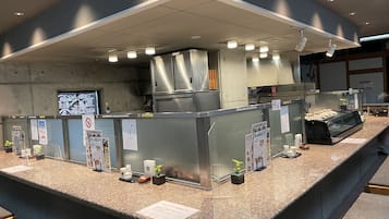 Illallinen tarjolla, japanilainen keittiö