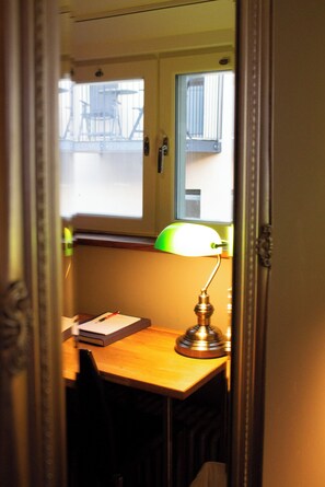 Standard Single Room | Individually decorated, individually furnished, desk, free WiFi - Hellstens Glashus (Stockholm)