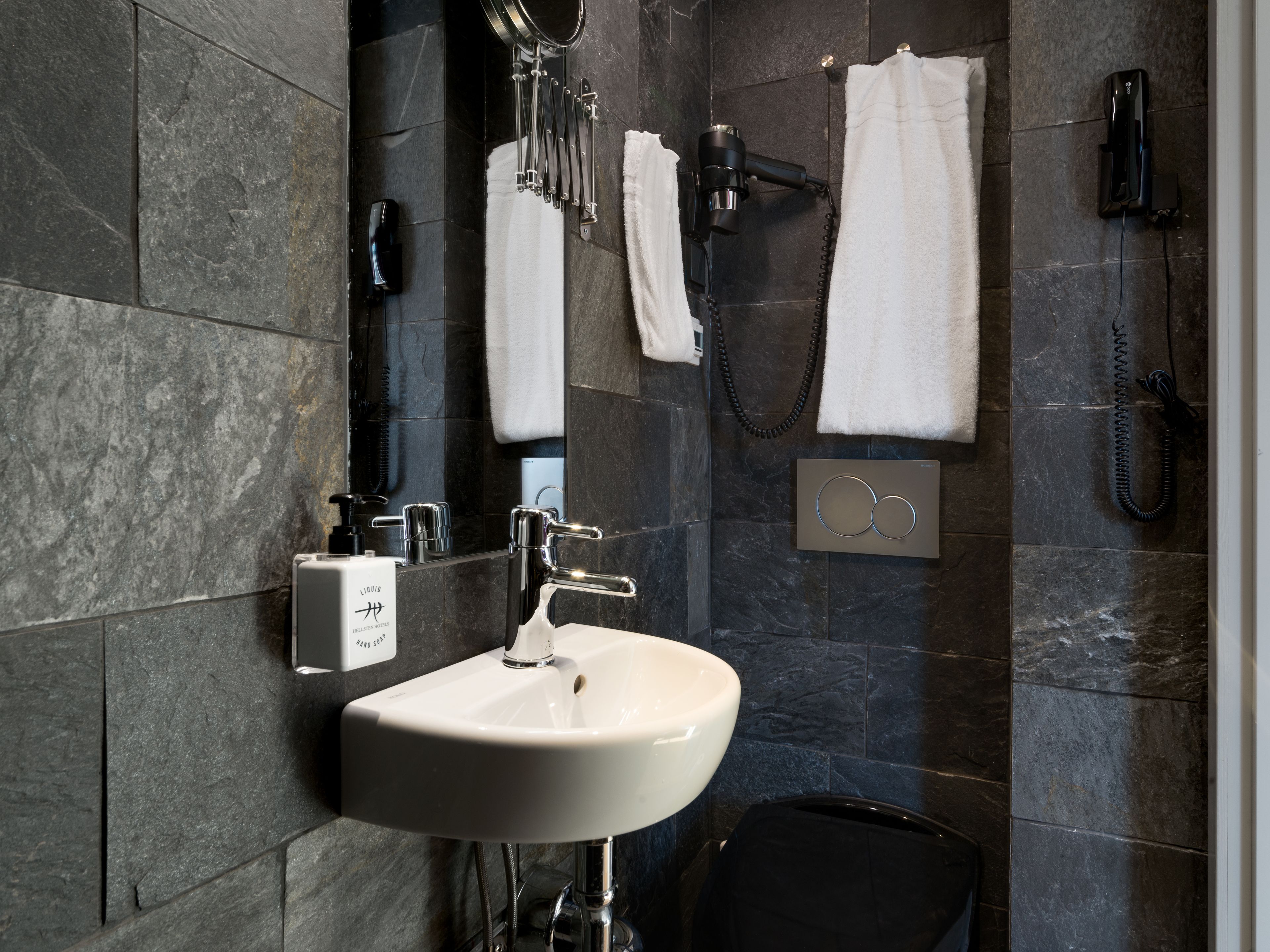 single room (small, 7 m2) | bathroom | shower, hair dryer, towels