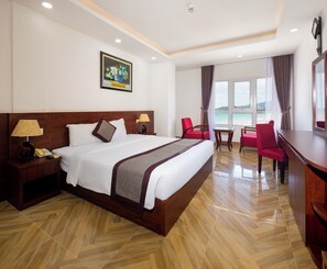 Deluxe Double Room, Sea View | Premium bedding, minibar, in-room safe, desk