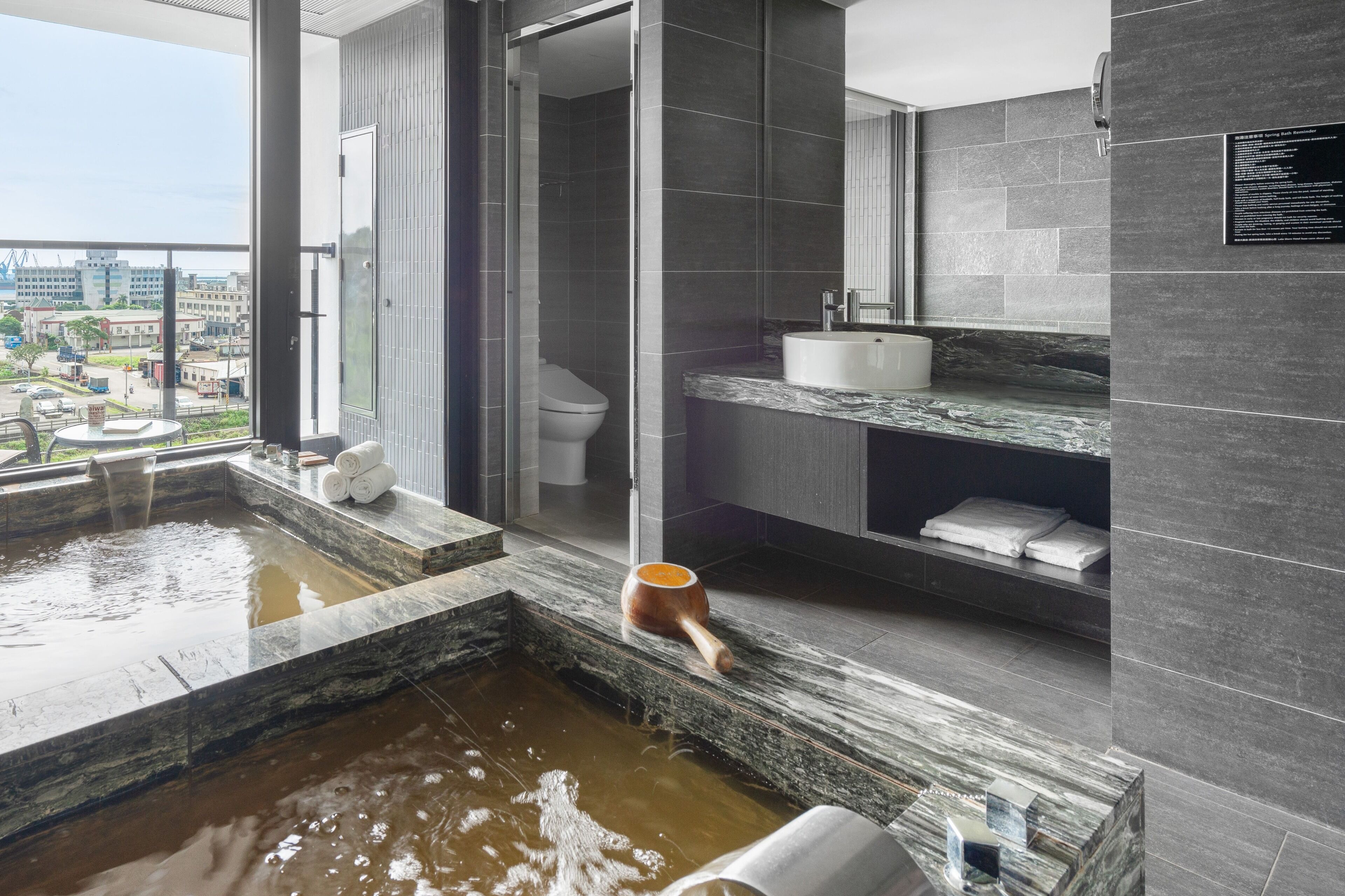 separate bathtub and shower, spring water bathtub, rainfall showerhead