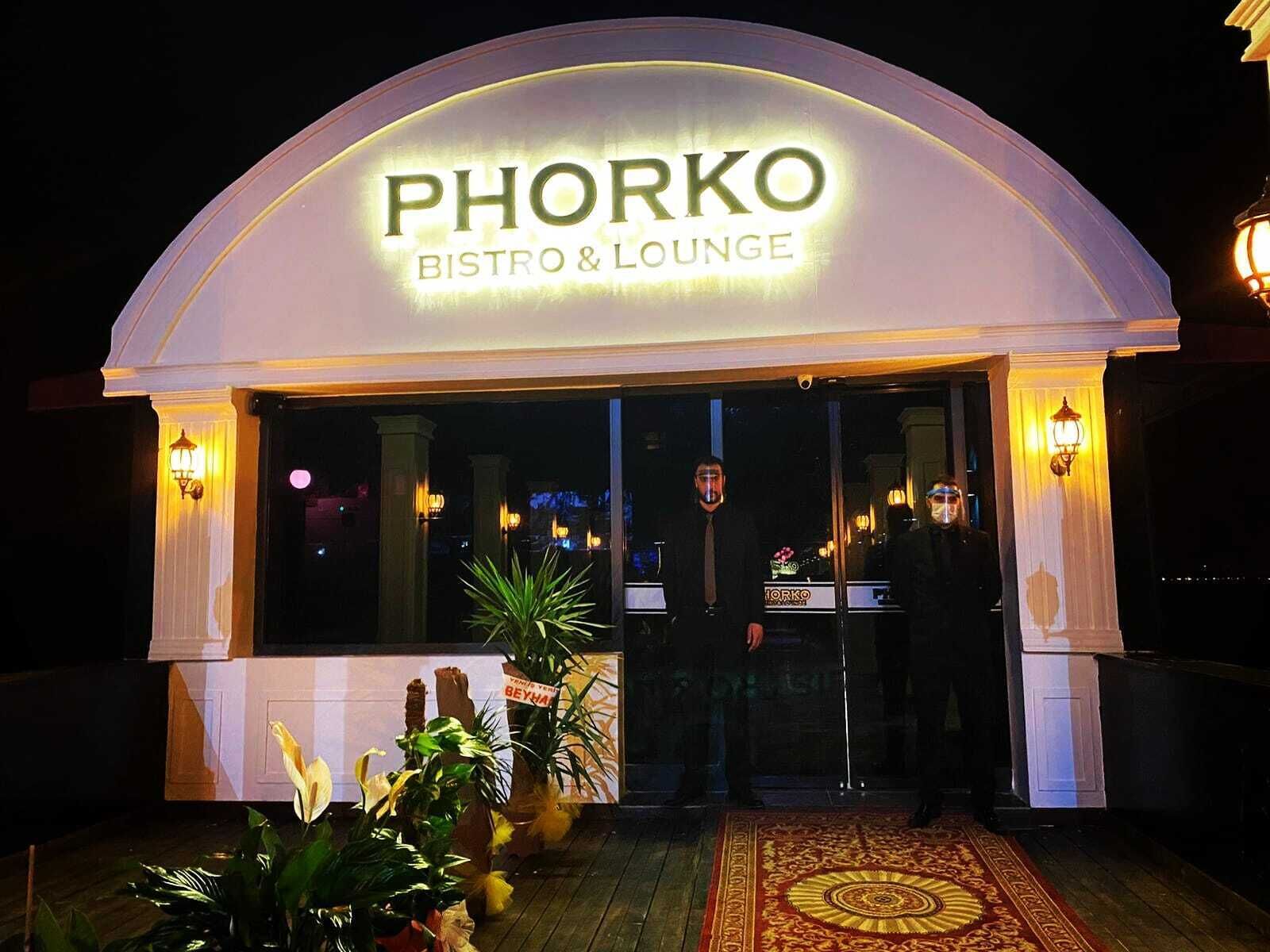 2 restaurants, dinner served, turkish cuisine