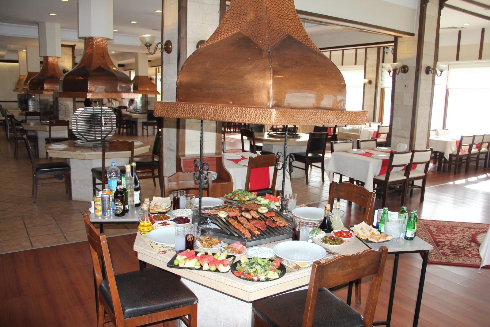 2 restaurants, dinner served, turkish cuisine