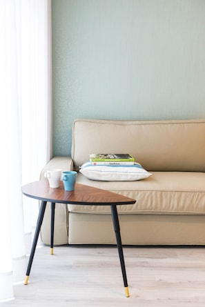 Apartment, 1 Bedroom (Sol) | Living room