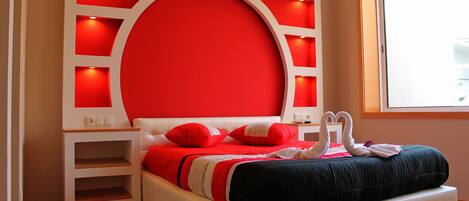 Standard Double Room | Free WiFi, bed sheets