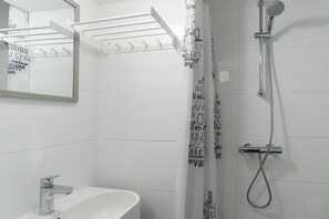 Appartement, 1 chambre, balcon, vue mer | Salle de bain