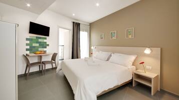 Double Room | Down comforters, minibar, in-room safe, desk