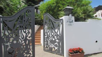 Entrée de l’hébergement