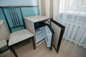 Standard Double or Twin Room | Mini-refrigerator
