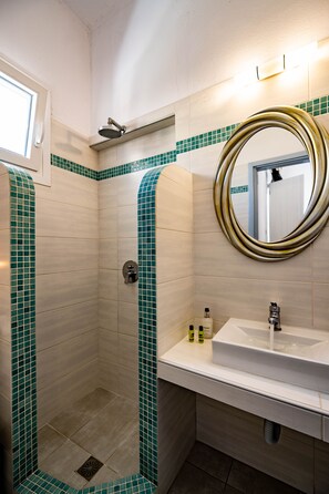 Standard Double Room, Balcony | Bathroom | Shower, rainfall showerhead, free toiletries, hair dryer - Join Us Low Cost Rooms (Santorini)