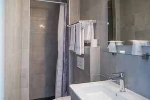 Panorama-Zimmer, Meerblick | Badezimmer