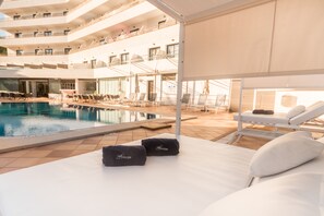 Terrace/patio - Hotel Príncipe Wellness & Spa (Palma de Mallorca)