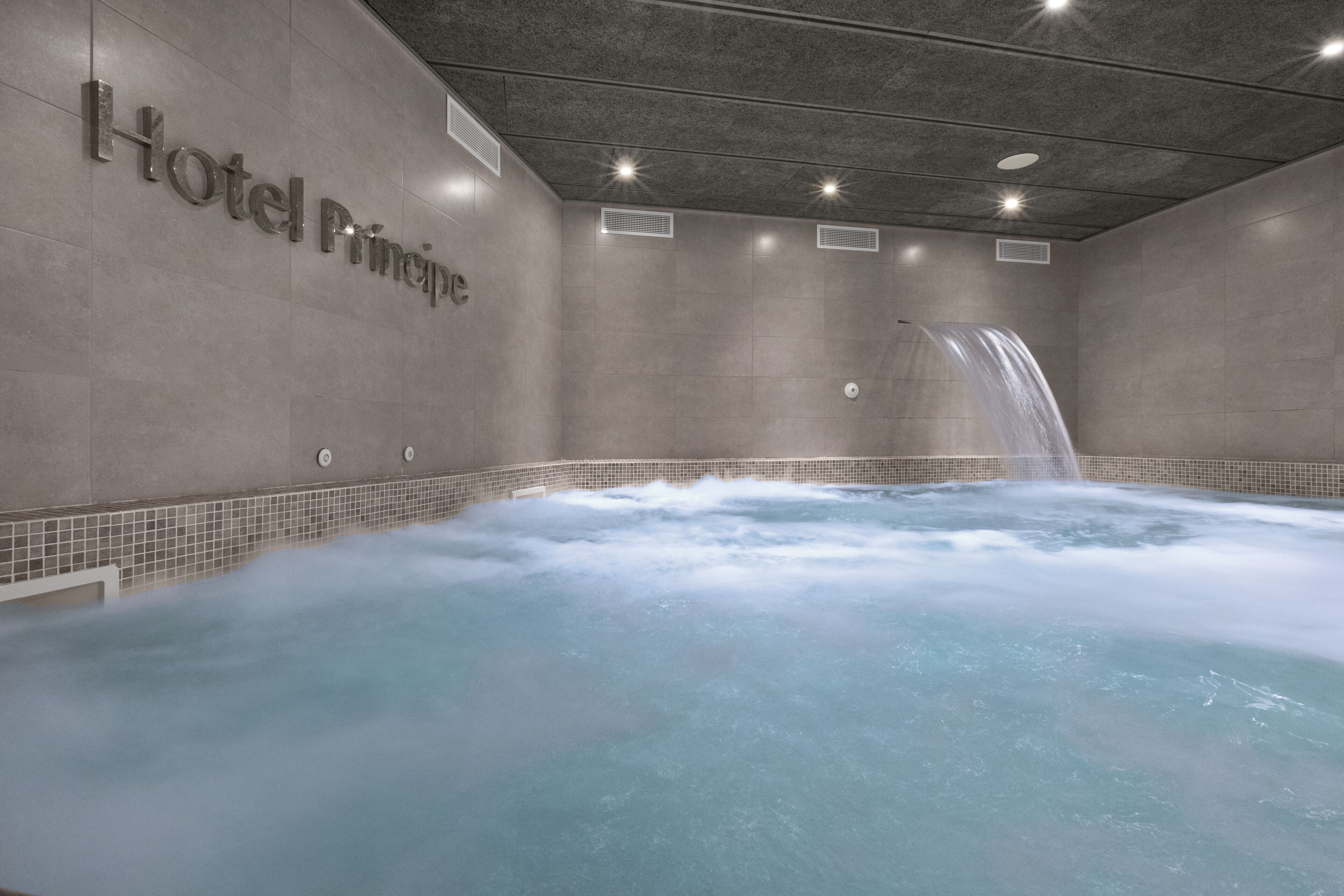 seasonal outdoor pool, pool umbrellas, pool loungers