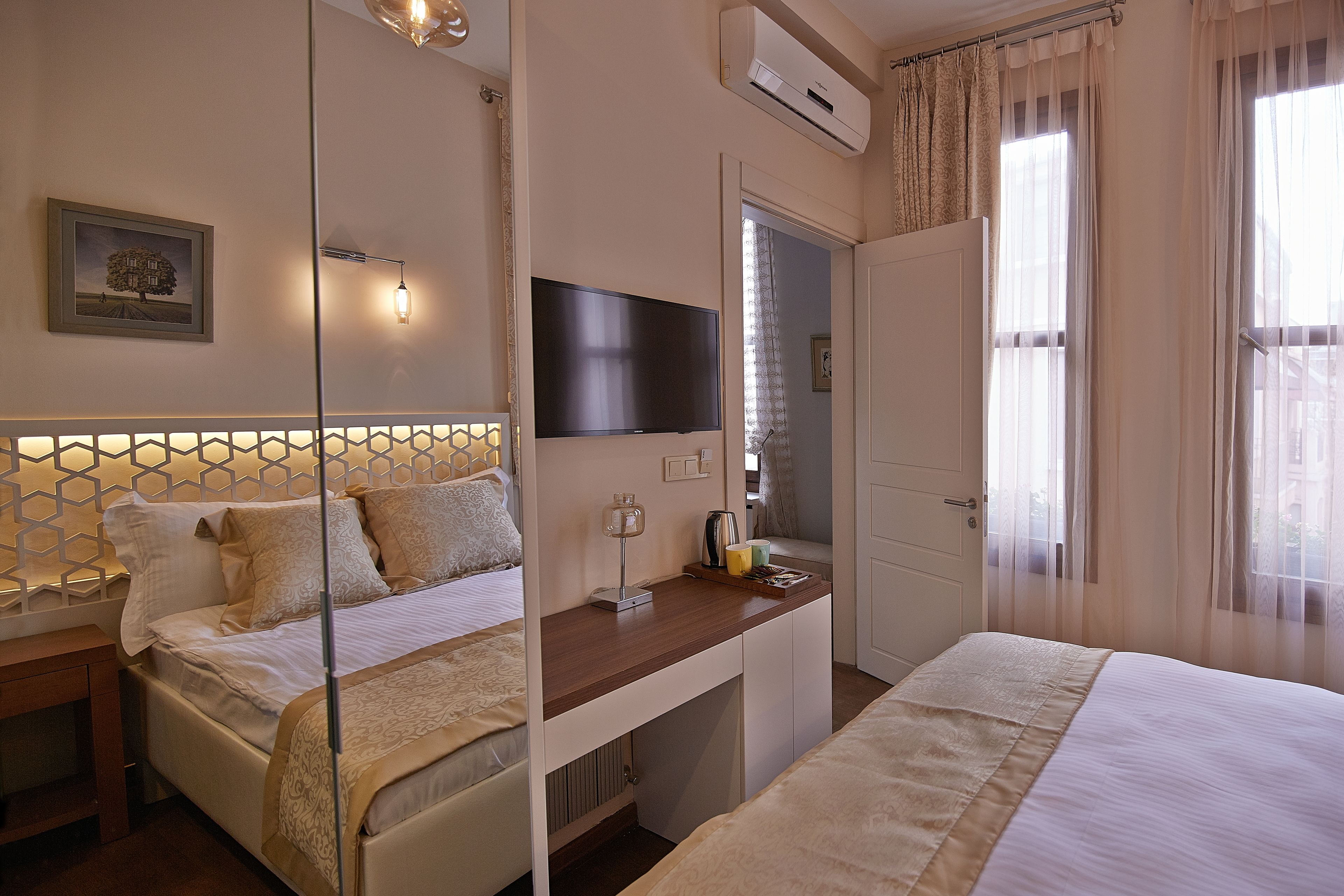 in-room safe, desk, iron/ironing board, free wifi