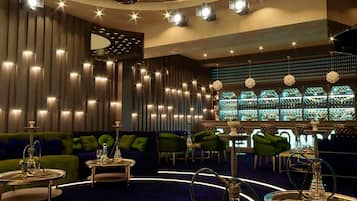 2 bars/lounges, poolside bar