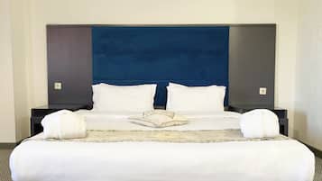 Standard Double Room | In-room safe, desk, iron/ironing board, free WiFi