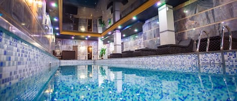 Piscine couverte